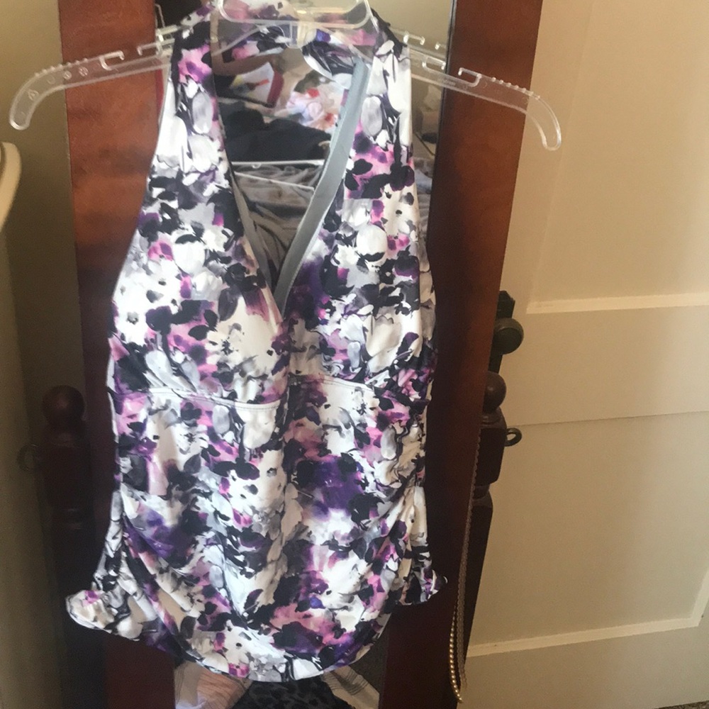 Tankini top. Worn once